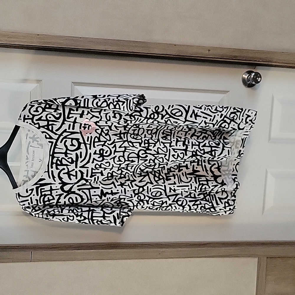 True Religion shirt